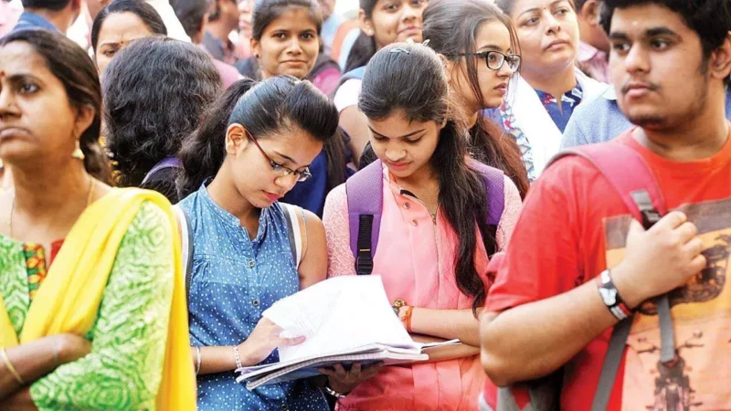 JEE Exam Patteran: जेईई-मेन के पैटर्न में हुआ बदलाव, वैकल्पिक प्रश्न किए गए खत्म, परीक्षा होगी टफ…