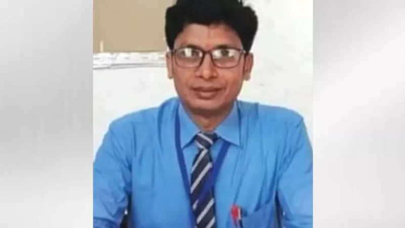 Gariyaband News: शिक्षक गिरफ्तार, राज्यपाल से पुरस्कृत शिक्षक पर छेड़छाड़ का आरोप…