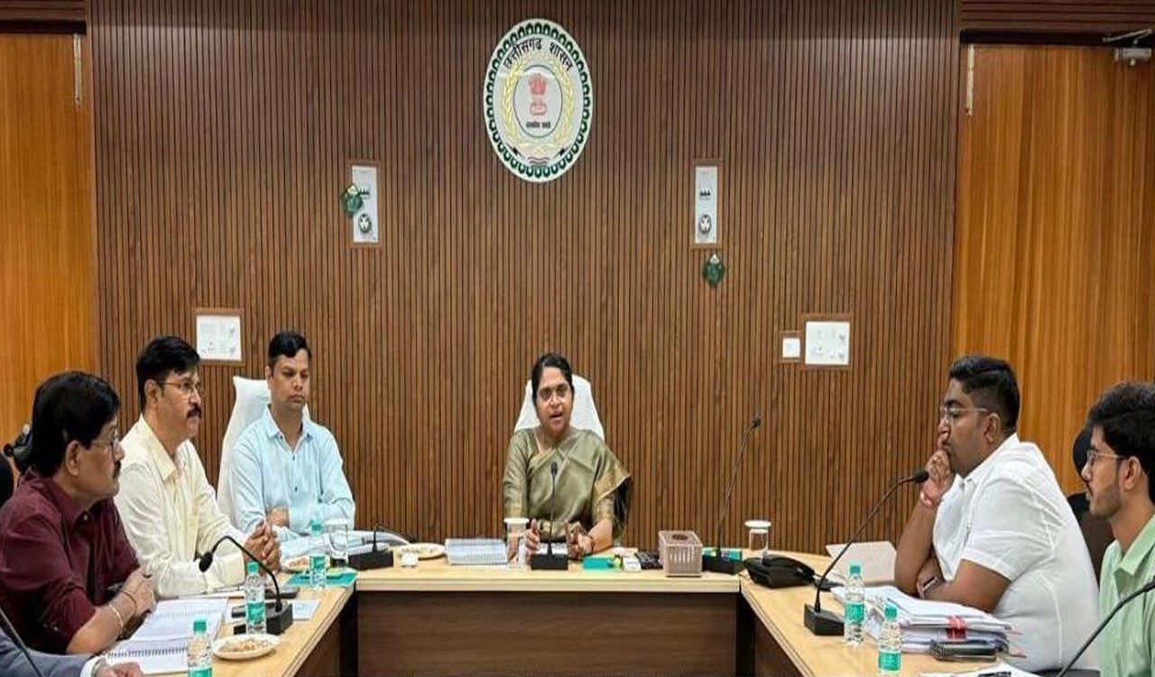 जिलाधिकारी ने बुद्ध पूर्णिमा स्नान पर संपूर्ण जनपद में विशेष सतर्कता बढ़ाने के निर्देश दिए