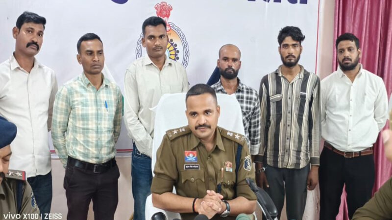 Dhamtari News: ज्वेलर्स शॉप में गोलीकांड, MP के दो ट्रक ड्राइवर निकले आरोपी, धमतरी पुलिस ने पकड़ा, पिस्टल व छर्रे जब्त…