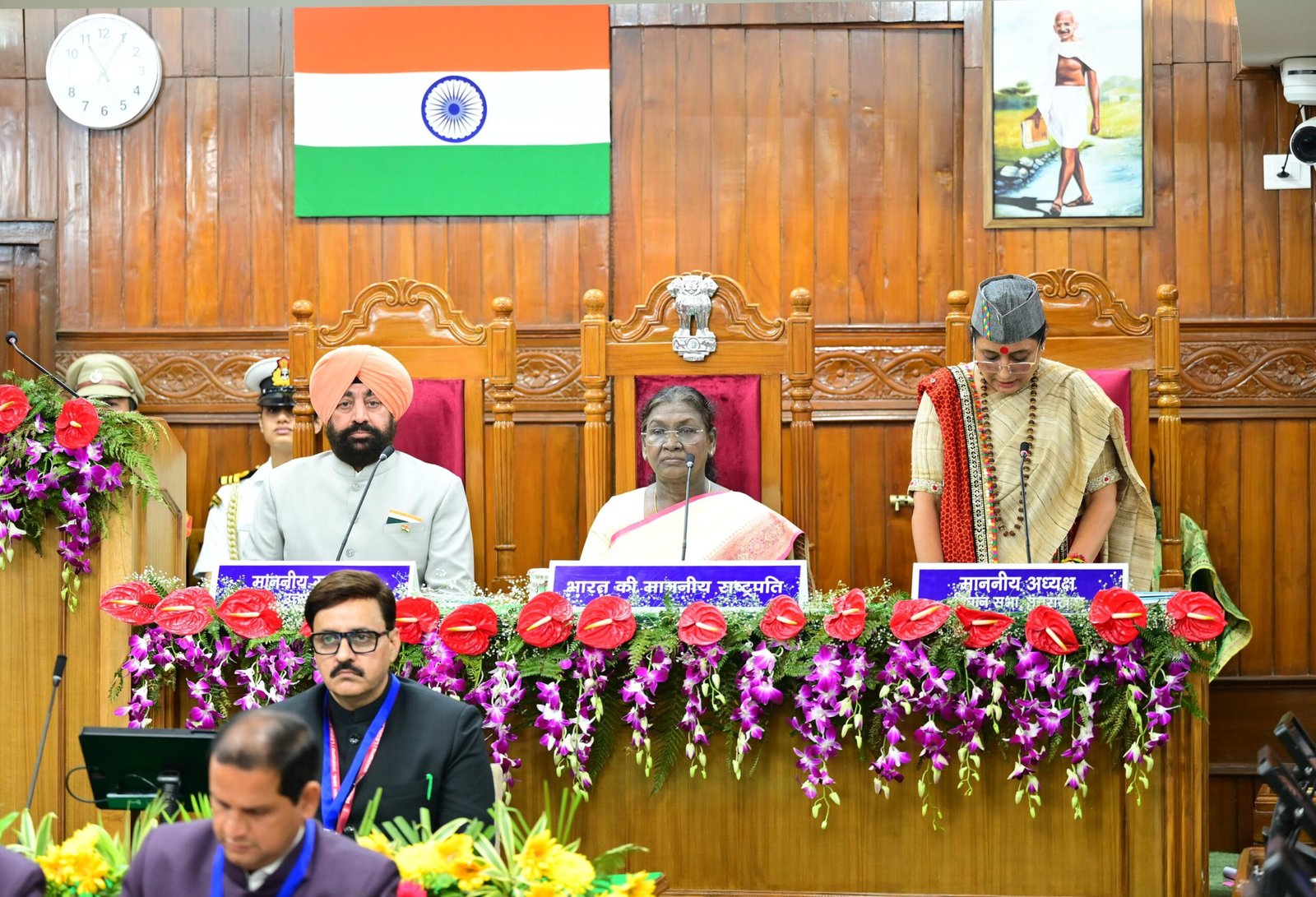 राष्ट्रपति के अभिभाषण में निखरे महिला उत्थान के रंग