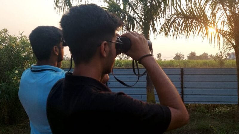 रीठा साहिब के लिये 29 वरिष्ठ नागरिकों को ले जा रही बस को रवाना किया