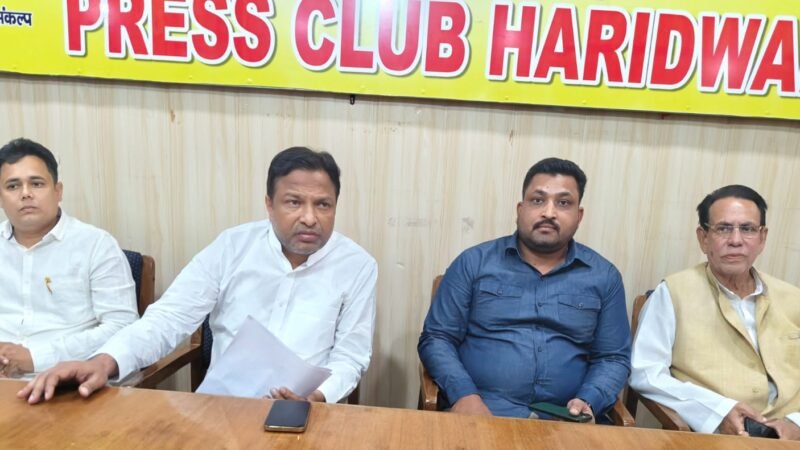 पहाड़ मैदान की बात करने वाले प्रदेश के हितेषी नहीं: मुर्करम अंसारी