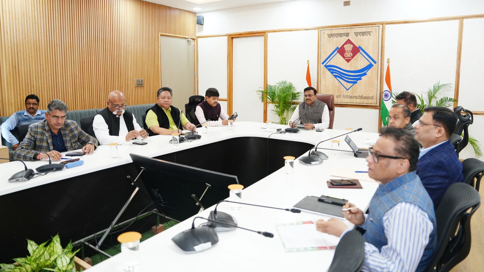 राज्य के समेकित विकास से संबंधित मा. प्रधानमंत्री द्वारा सुझाए गए बिंदुओं तथा राज्य के रजत उत्सव के अवसर पर आयोजित किए गए विभिन्न समारोह व आयोजनों से संबंधित फीडबैक, सुझावों और अनुभवों का डॉक्यूमेंटेशन करें: मुख्य सचिव