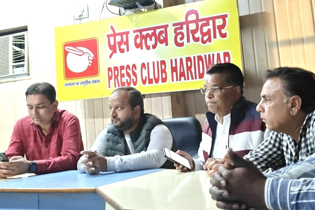 भूमाफिया कर रहे जमीन पर कब्जा-अमन गर्ग