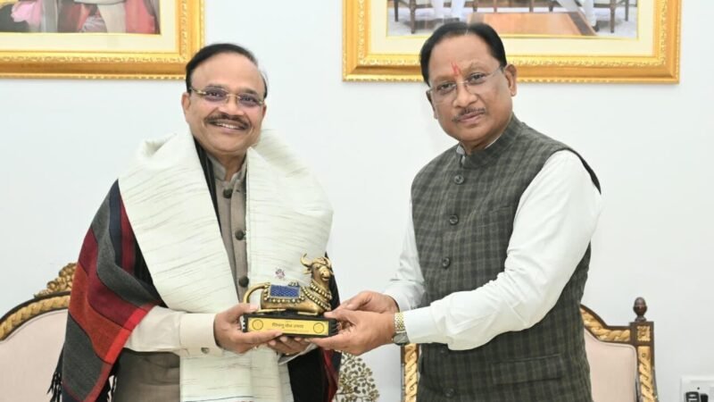 CG News: मुख्यमंत्री विष्णुदेव साय से भारत स्काउट व गाइड्स के राष्ट्रीय अध्यक्ष डॉ. अनिल जैन ने की मुलाकात