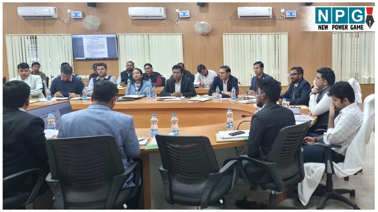 Korba News: हाथियों से जानमाल की सुरक्षा पर कोरबा कलेक्ट्रेट में हुई गंभीर मीटिंग, कलेक्टर ने दिए कई निर्देश, डीएफओ बोले, की जा रही सतत निगरानी