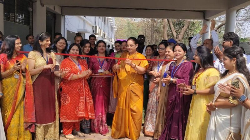 Harishankar Utsav in "Anand Mela" 2026: पं. हरिशंकर शुक्ल स्मृति महाविद्यालय में आनंद मेले का सफल एवं उत्साहपूर्ण आयोजन