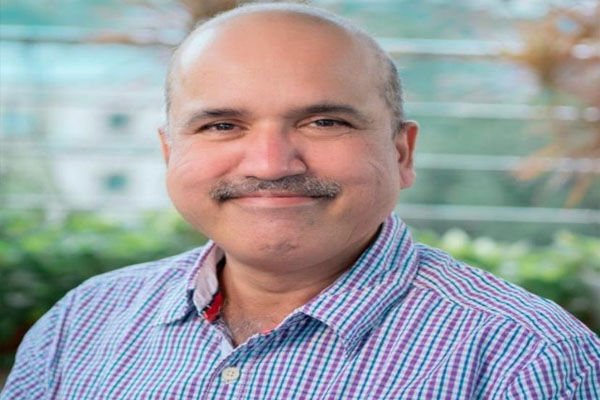 सरकारी अस्पतालों में रोगियों के पैथोलाॅजी जांच का कार्य दिया गया HLL को, डाॅ. राकेश गुप्ता ने कहा-यह प्रक्रिया नियम के विरूद्ध…