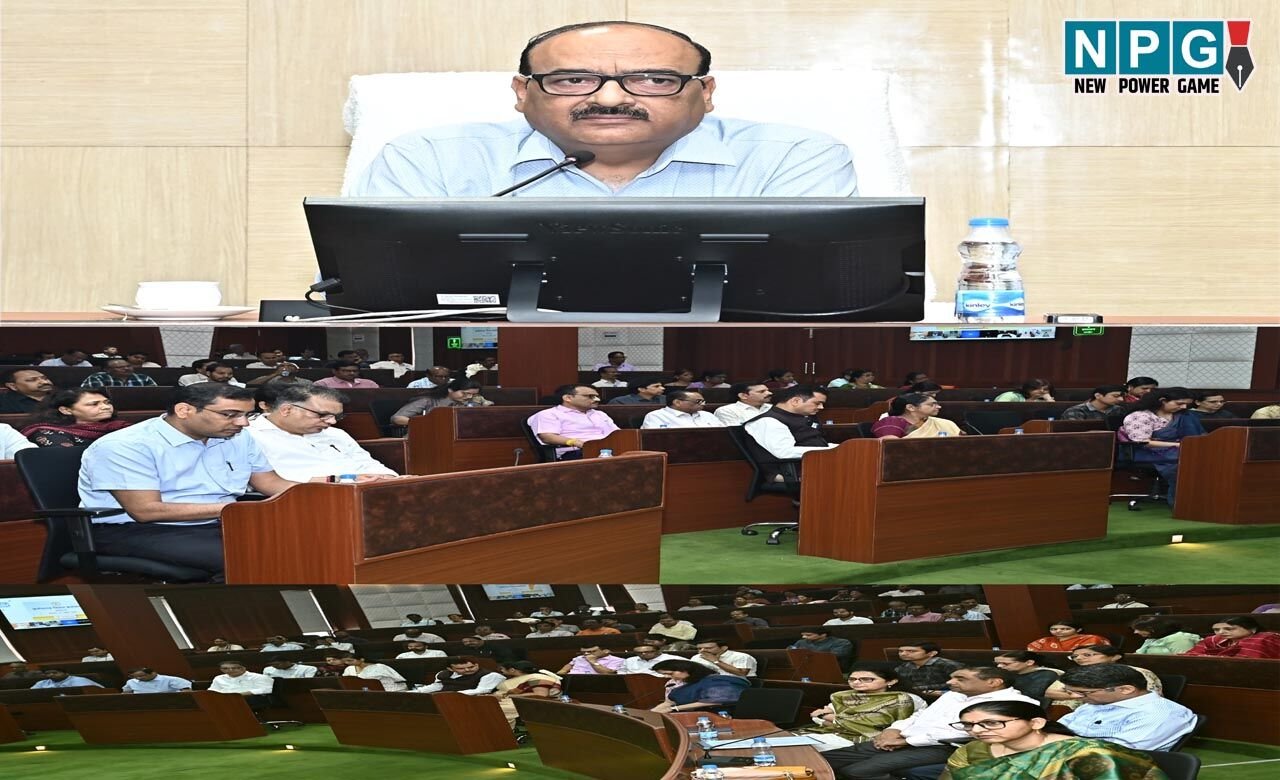 CG Employee News:  सभी अधिकारी कर्मचारी अपने मोबाईल से ऑन-बोर्ड होंगे, मुख्य सचिव बोले-सभी विभागों को ऑन-बोर्ड होना जरूरी