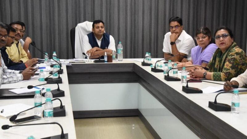 CPR रजत बंसल बोले, जनसंपर्क अधिकारी न्यू एज मीडिया में दक्ष बनें, 3 अफसरों के खिलाफ कार्रवाई के दिया निर्देश