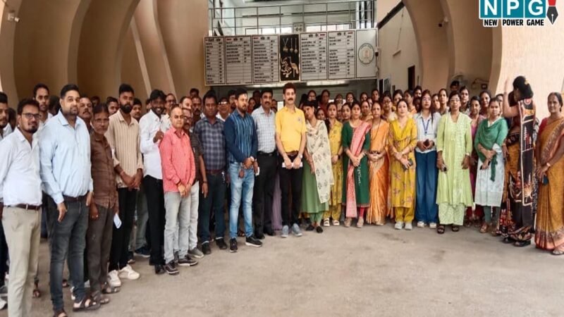 CG: इंद्रावती भवन में जंगी प्रदर्शन, जर्जर बसों के विरोध में कर्मचारियों का आक्रोश… मुख्य सचिव के नाम सौंपा गया ज्ञापन