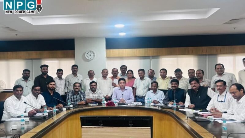 CG: कर्मचारियों के लिए बड़ी खबर: कैशलैस इलाज योजना पर मंत्रालय में हुई अहम बैठक, स्वास्थ्य सचिव अमित कटारिया की अध्यक्षता में कर्मचारी संगठनों से विस्तृत चर्चा