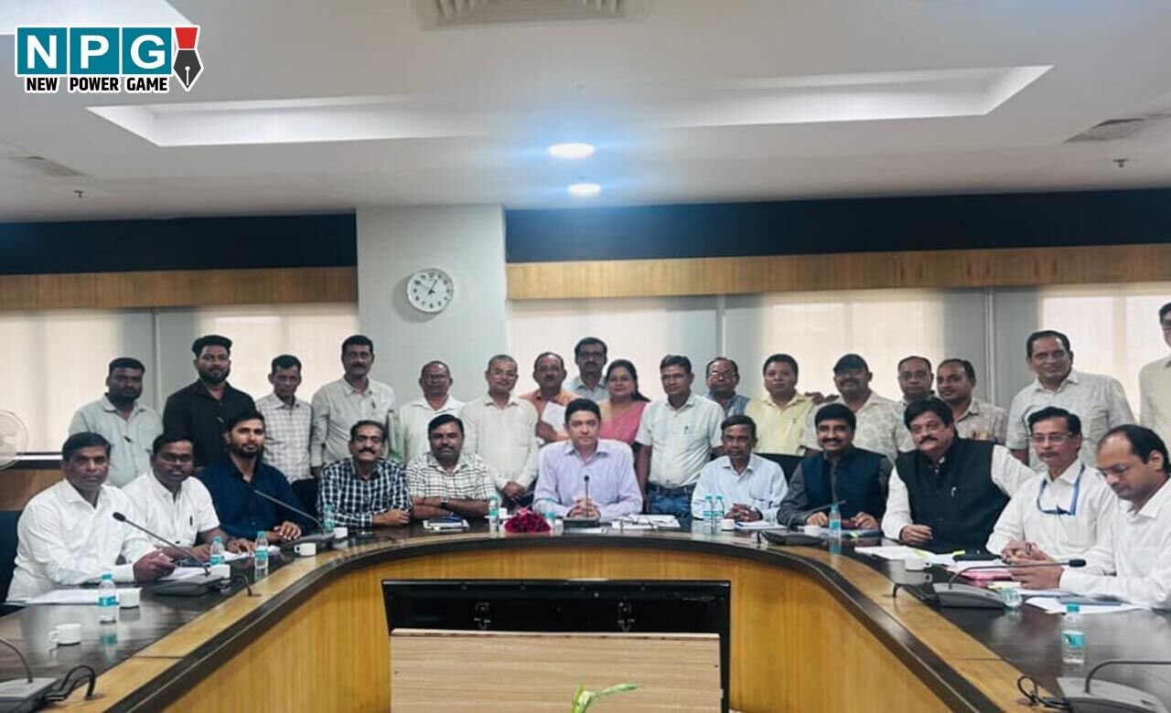 CG: कर्मचारियों के लिए बड़ी खबर: कैशलैस इलाज योजना पर मंत्रालय में हुई अहम बैठक, स्वास्थ्य सचिव अमित कटारिया की अध्यक्षता में कर्मचारी संगठनों से विस्तृत चर्चा