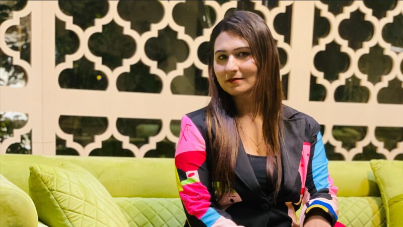 नैन्सी जैन मेकओवर्स में ब्राइडल मेकअप की बुकिंग शुरू…..