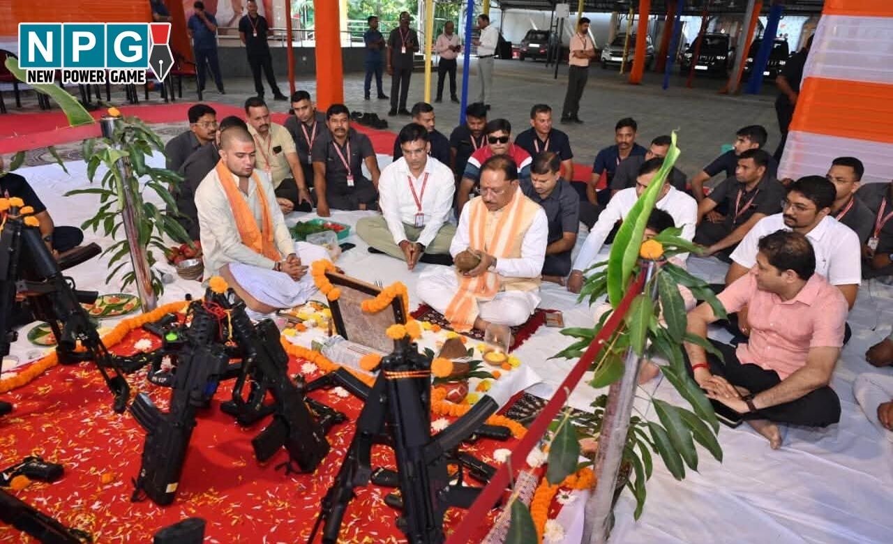 देखें Photo: CM विष्णुदेव साय ने किया शस्त्र पूजन, प्रदेशवासियों के सुख-समृद्धि की कामना की…